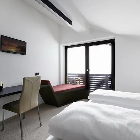 Level By Interhome
